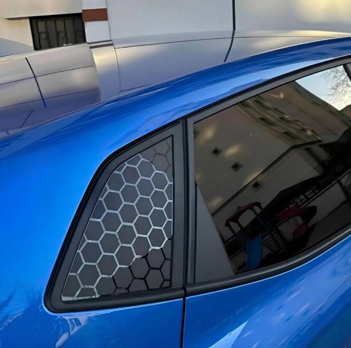 Seat Leon MK3 Honeycomb Butterfly Glass Decal: Durable Vinyl Plating