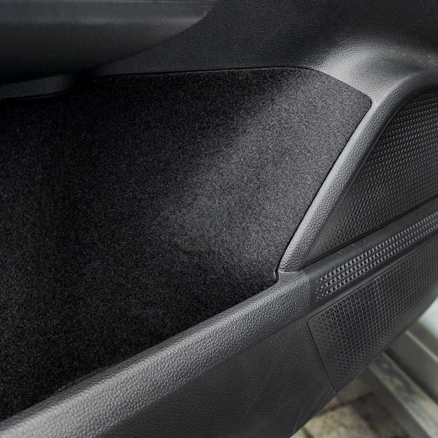 MG4 Comfort Set: Anti-Vibration Felt Storage Liners - Self-Adhesive